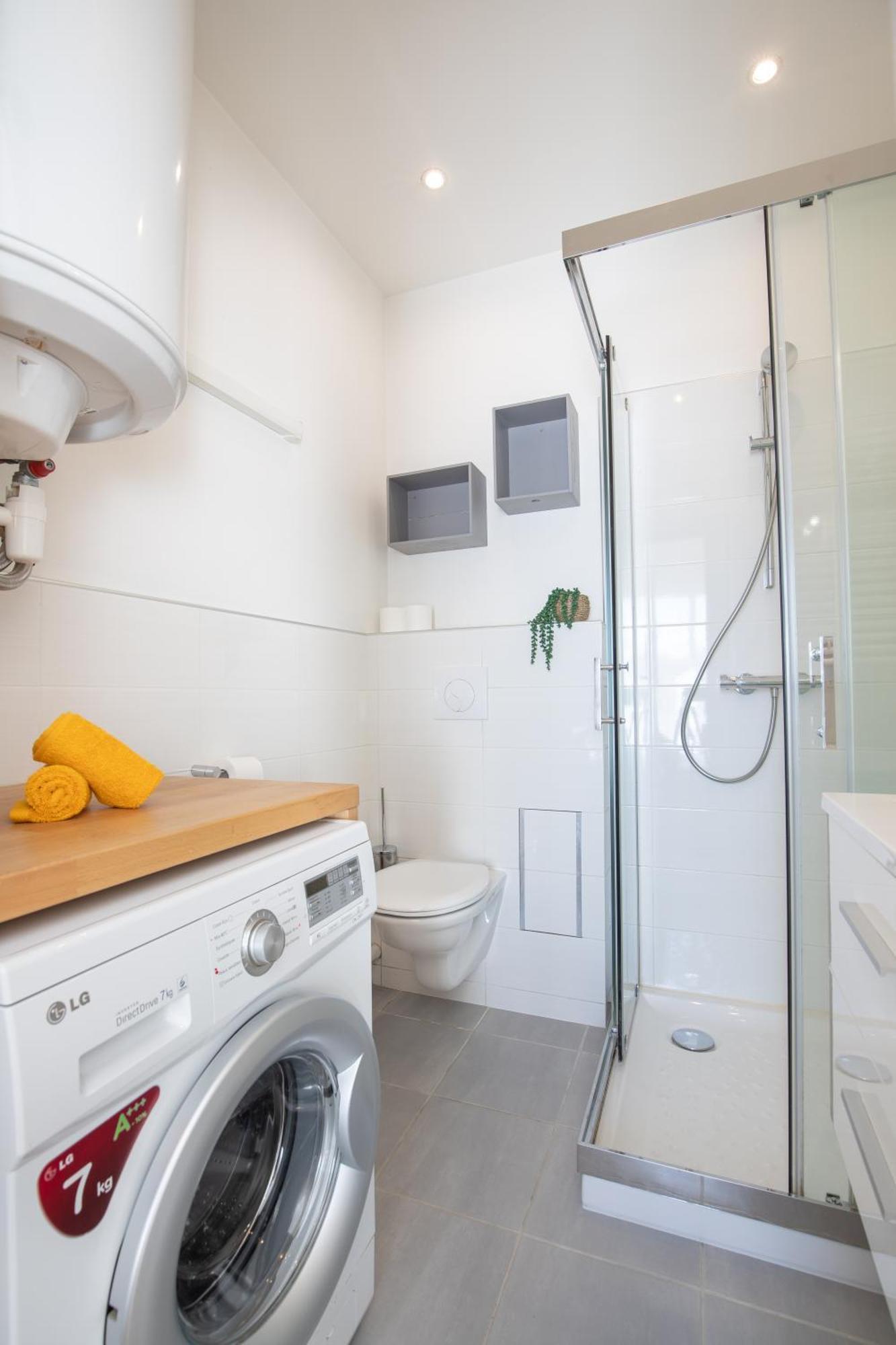 Le Partage Des Eaux - 4 Couchages - Hypercentre - Clim - Wifi Apartment LʼIsle-sur-la-Sorgue Екстериор снимка