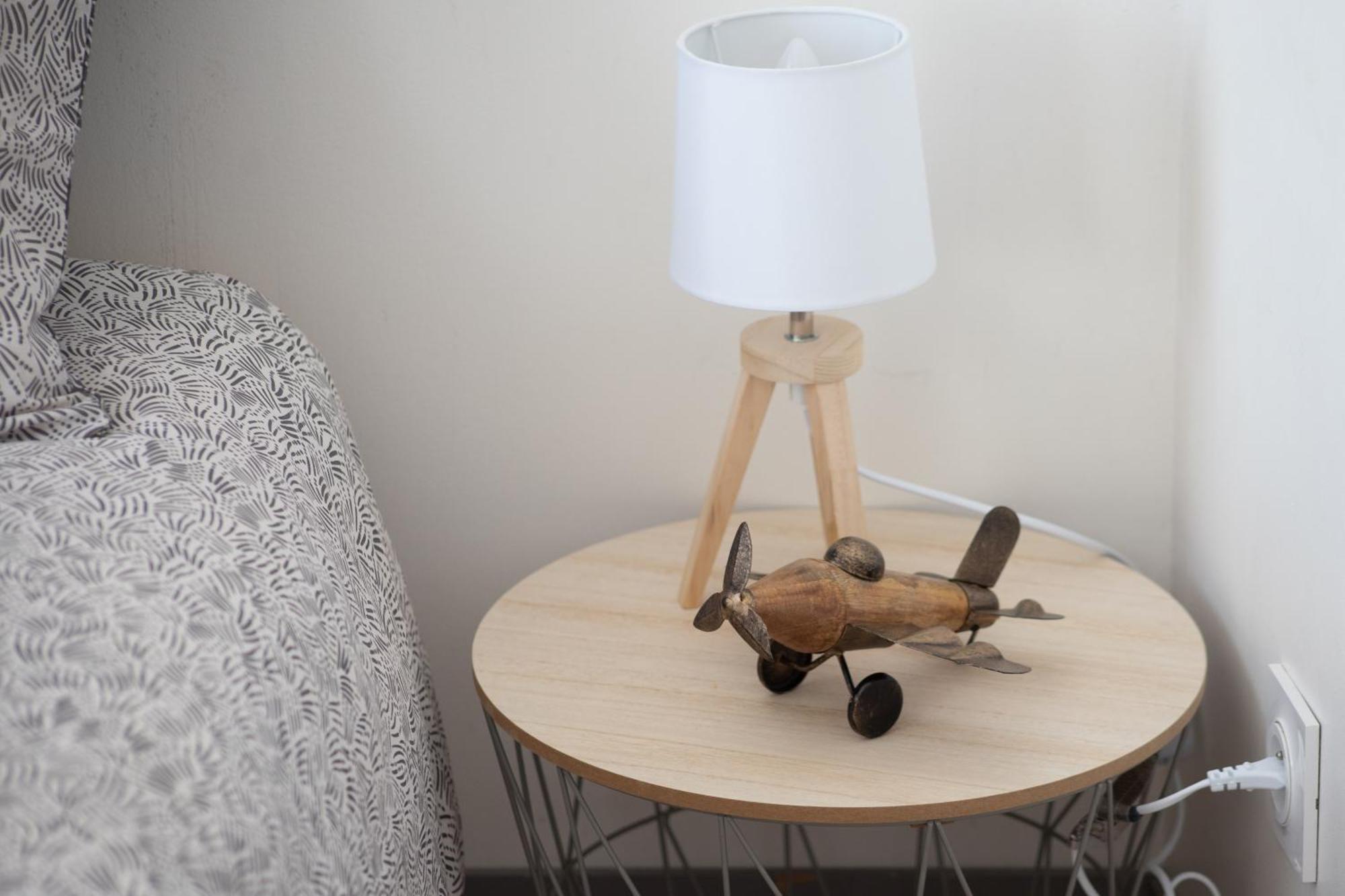 Le Partage Des Eaux - 4 Couchages - Hypercentre - Clim - Wifi Apartment LʼIsle-sur-la-Sorgue Екстериор снимка