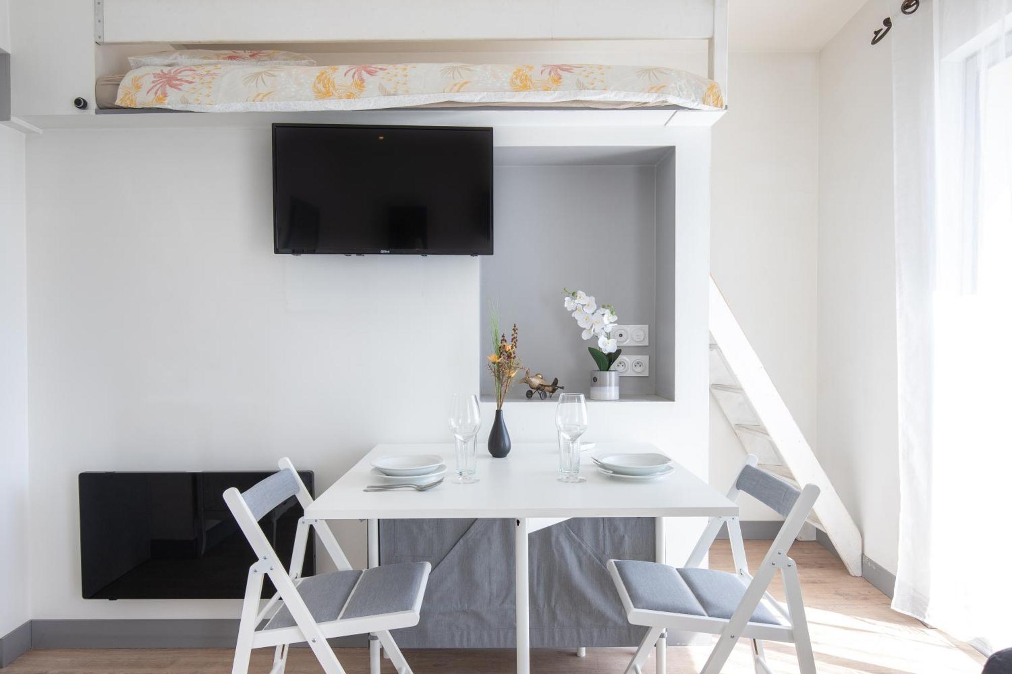 Le Partage Des Eaux - 4 Couchages - Hypercentre - Clim - Wifi Apartment LʼIsle-sur-la-Sorgue Екстериор снимка